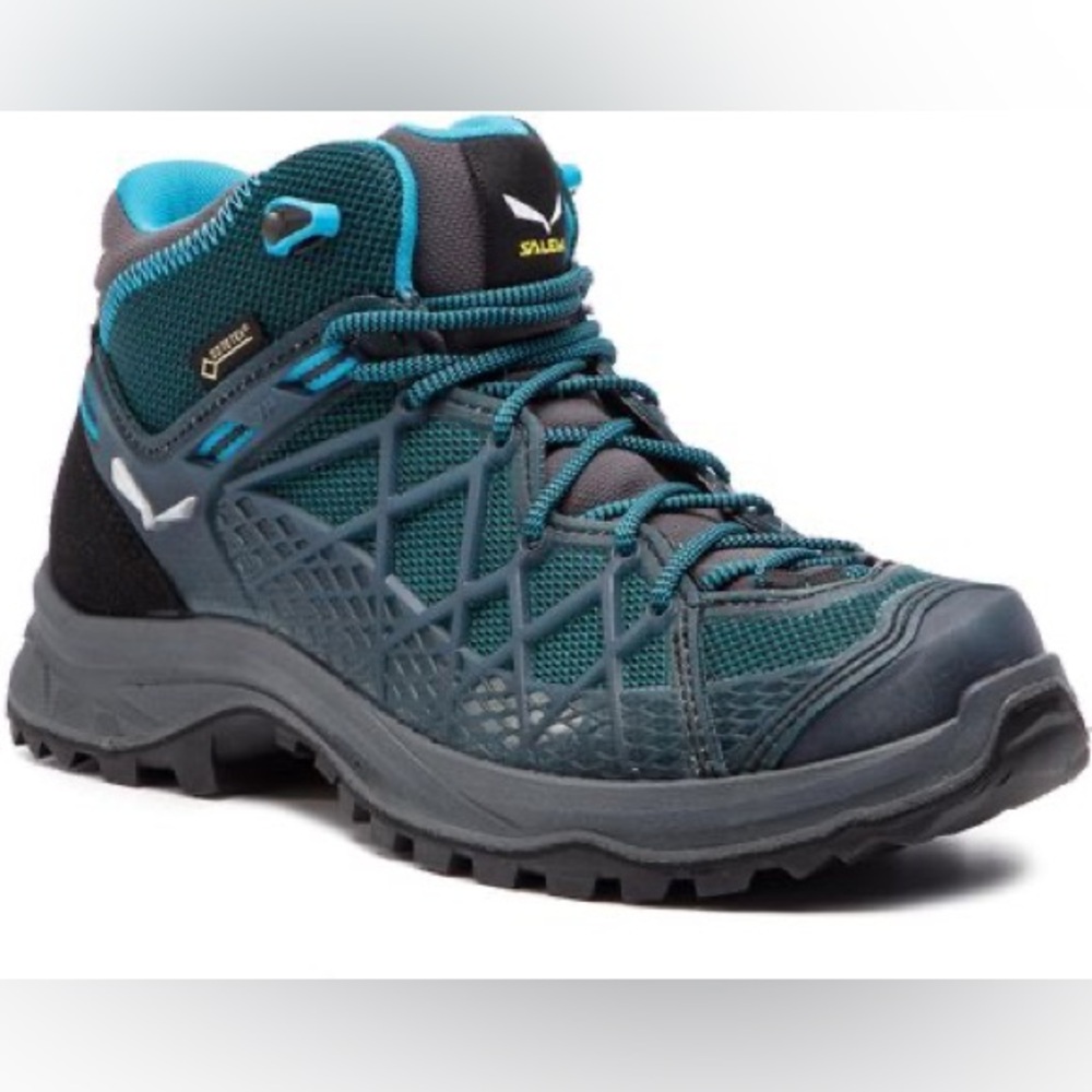 BNIB Womens Salewa Wild Hiker Boots GORE-TEX size 6.5 - Picture 2 of 8